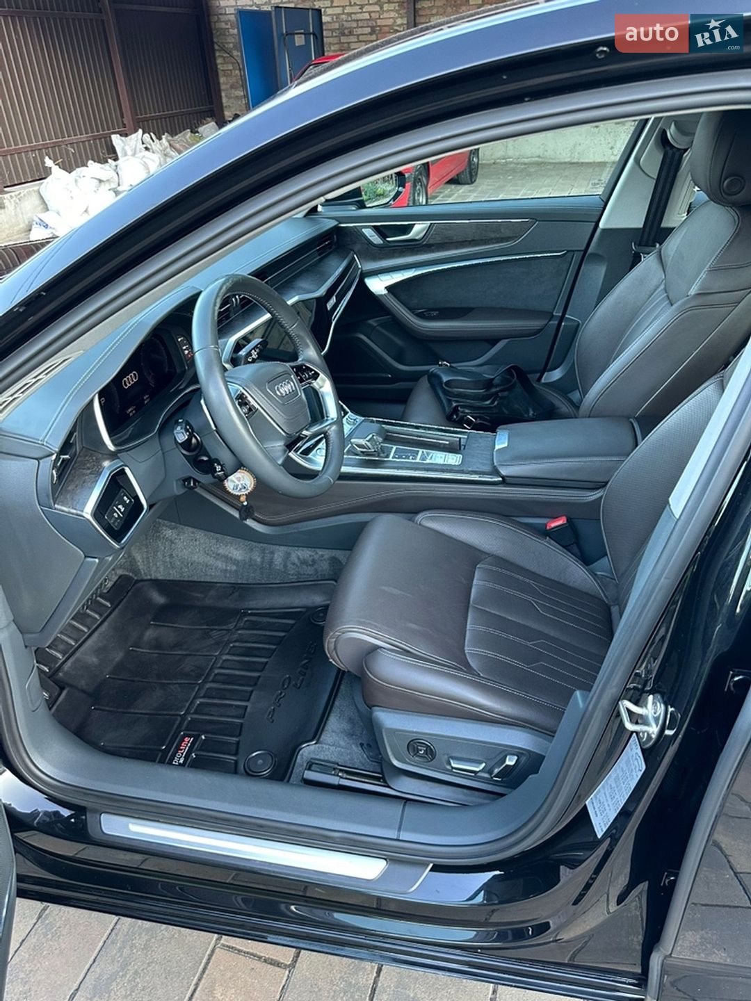Audi A6 2018 VIN WAUZZZF26KN004678 фото оголошення 57 з 133