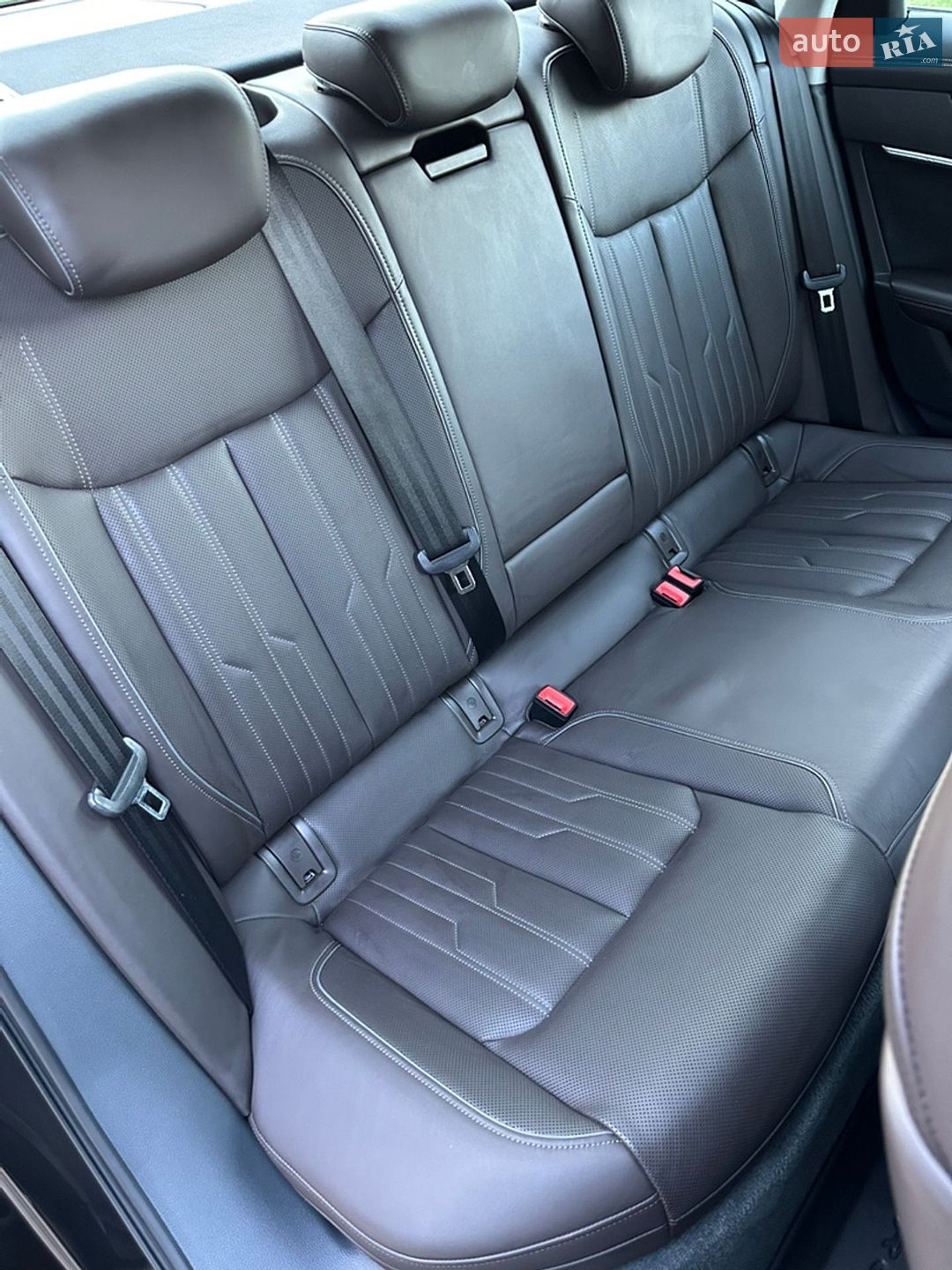 Audi A6 2018 VIN WAUZZZF26KN004678 фото оголошення 104 з 133
