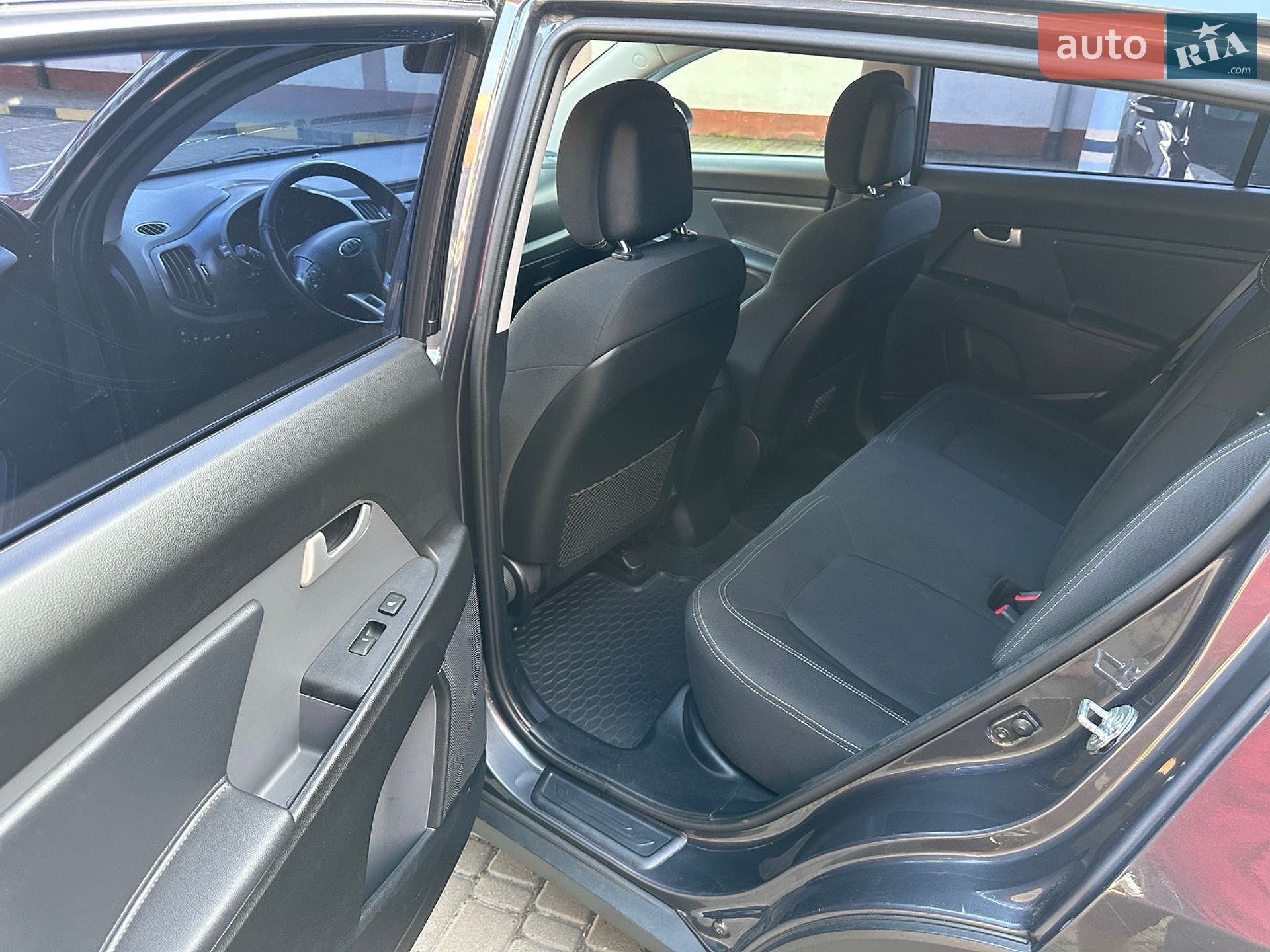 KIA Sportage 2013 VIN Y6DPC813DDL425844 фото оголошення 9 з 14