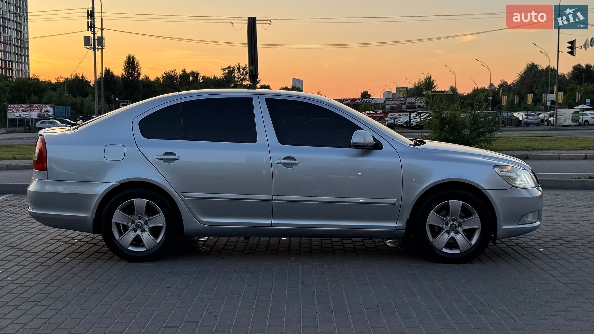 Skoda Octavia 2011 VIN TMBBT61Z3B8026726 фото оголошення 4 з 33