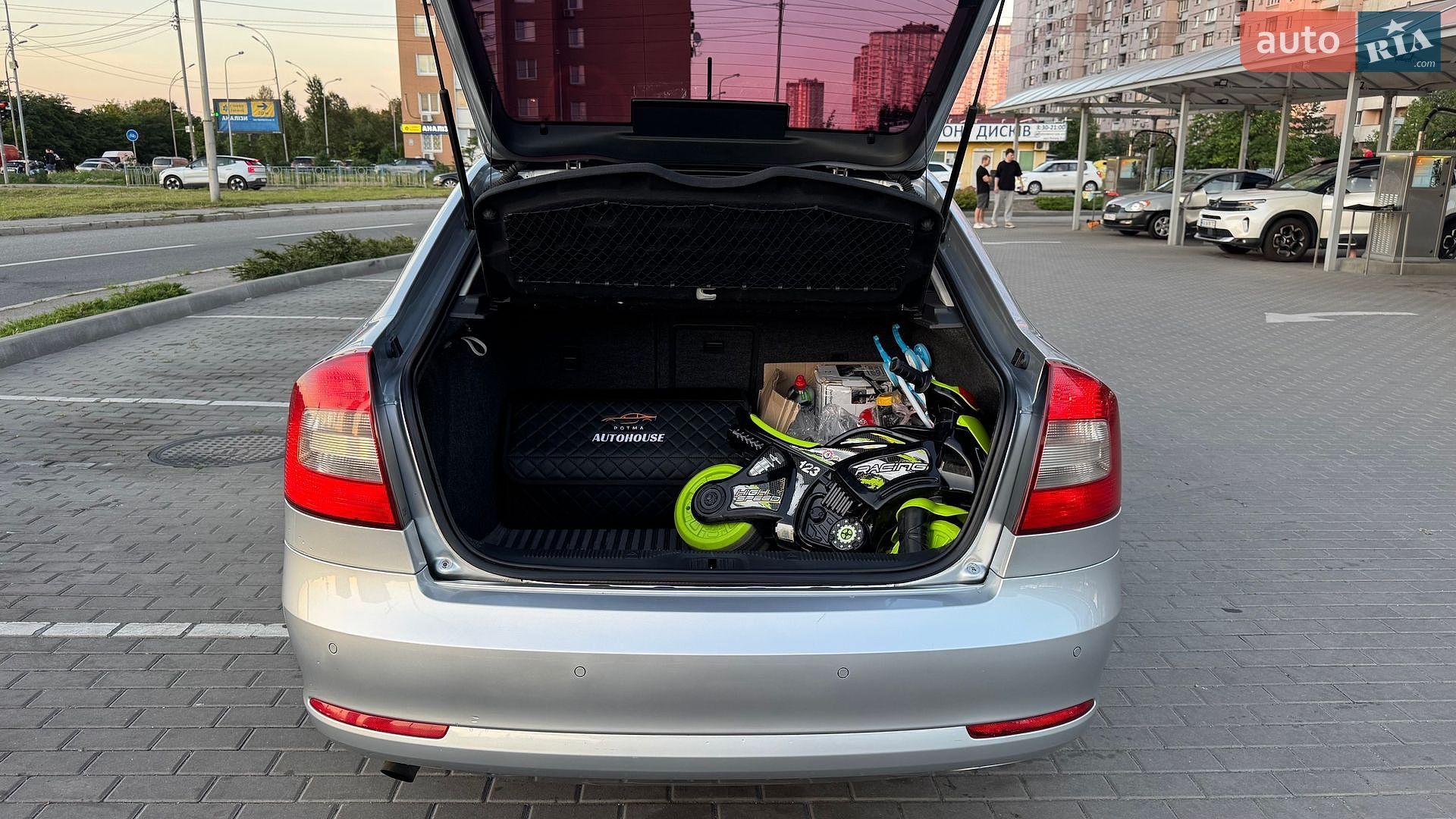 Skoda Octavia 2011 VIN TMBBT61Z3B8026726 фото оголошення 18 з 38