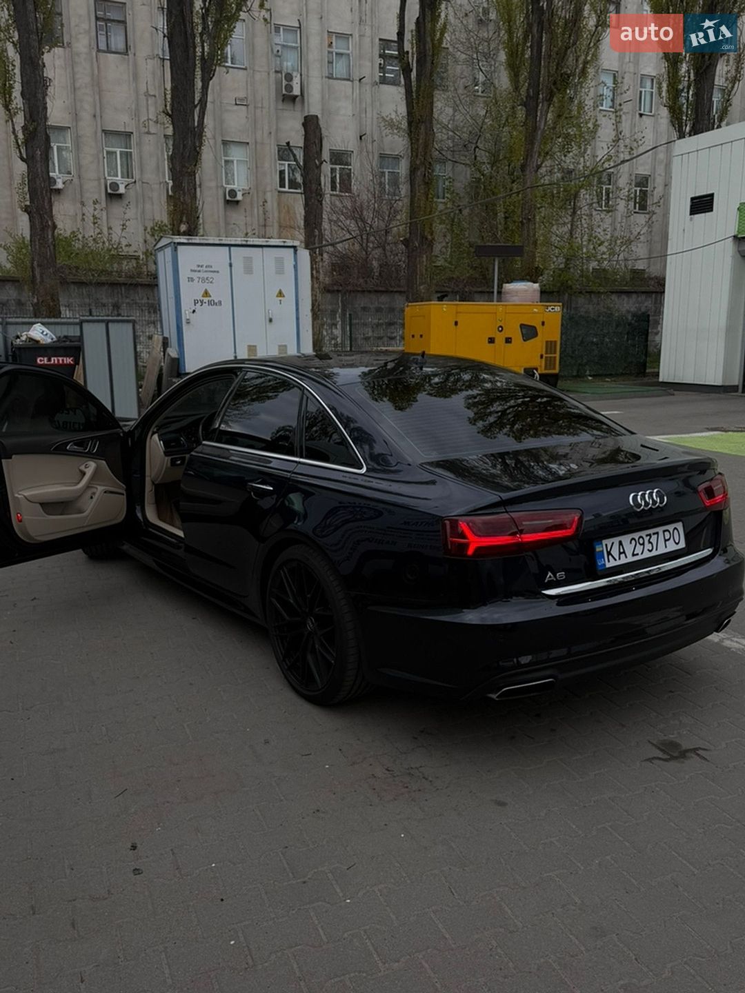 Audi A6 2017 VIN WAUG8AFC5HN133878 фото оголошення 4 з 7
