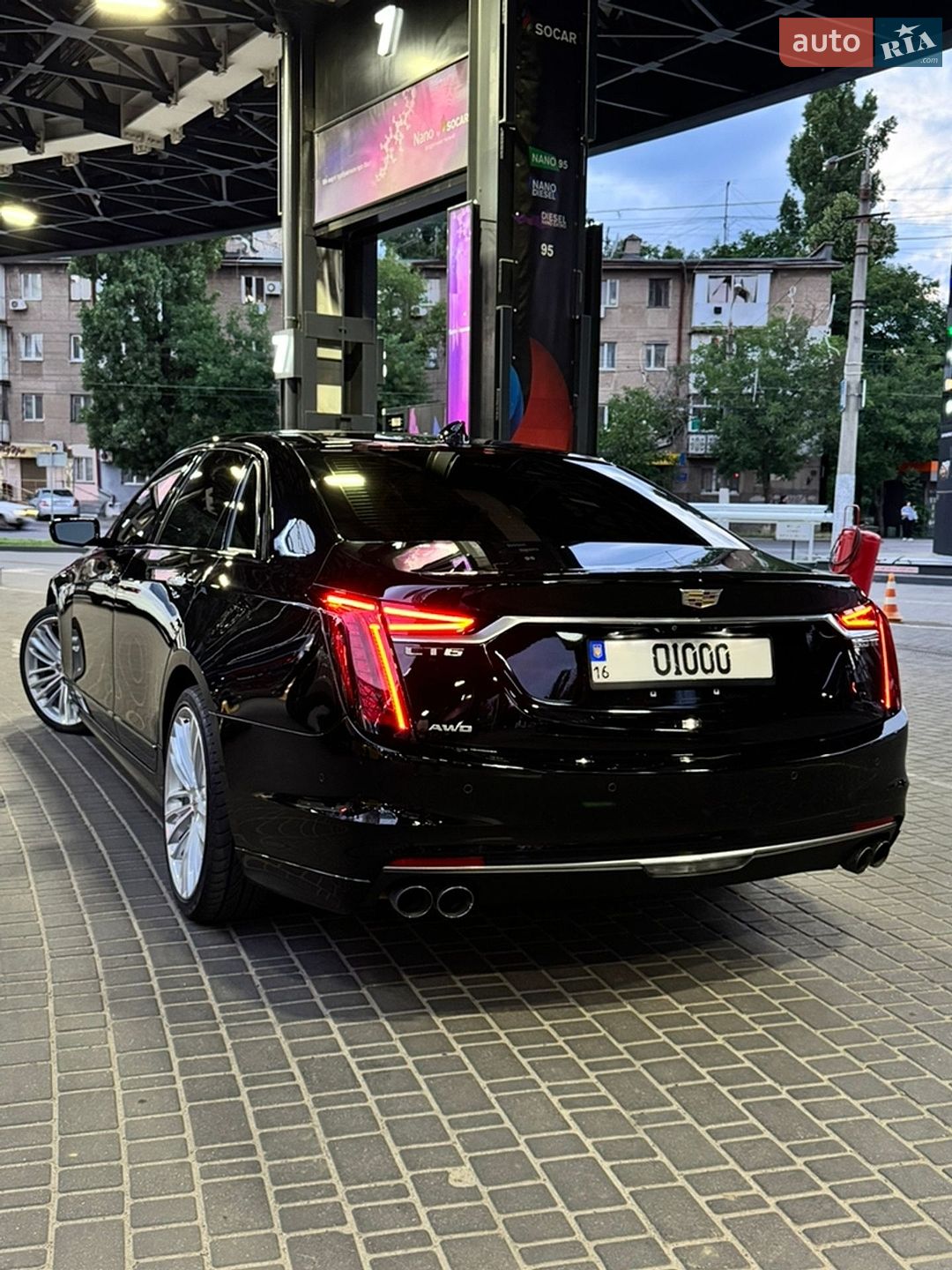 Cadillac CT6 2019 VIN 1G6KN5R67KU146585 фото оголошення 17 з 52