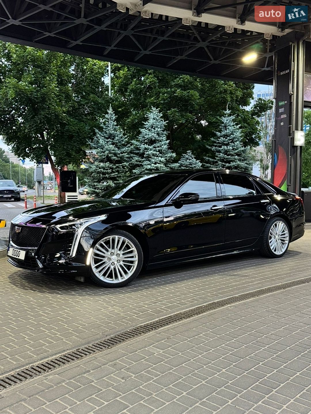 Cadillac CT6 2019 VIN 1G6KN5R67KU146585 фото оголошення 15 з 52