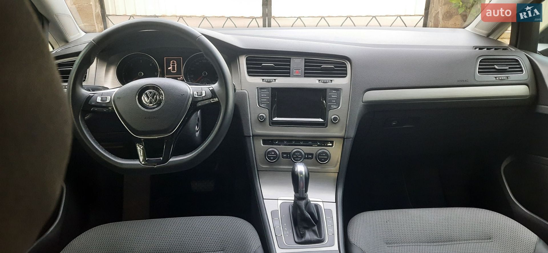 Volkswagen Golf 2013 VIN WVWZZZAUZEW230099 фото оголошення 4 з 45