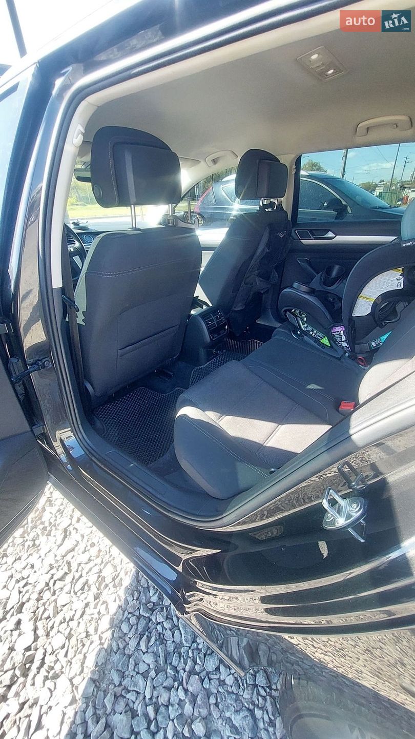 Volkswagen Passat 2017 VIN WVWZZZ3CZJE074768 фото оголошення 3 з 17