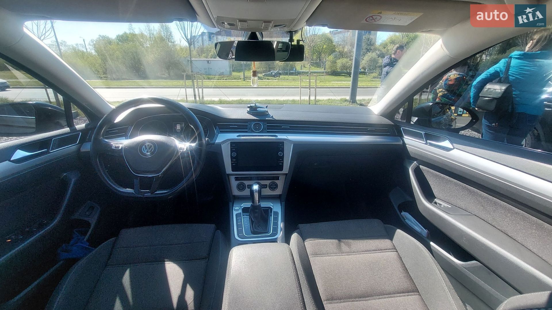 Volkswagen Passat 2017 VIN WVWZZZ3CZJE074768 фото оголошення 10 з 17