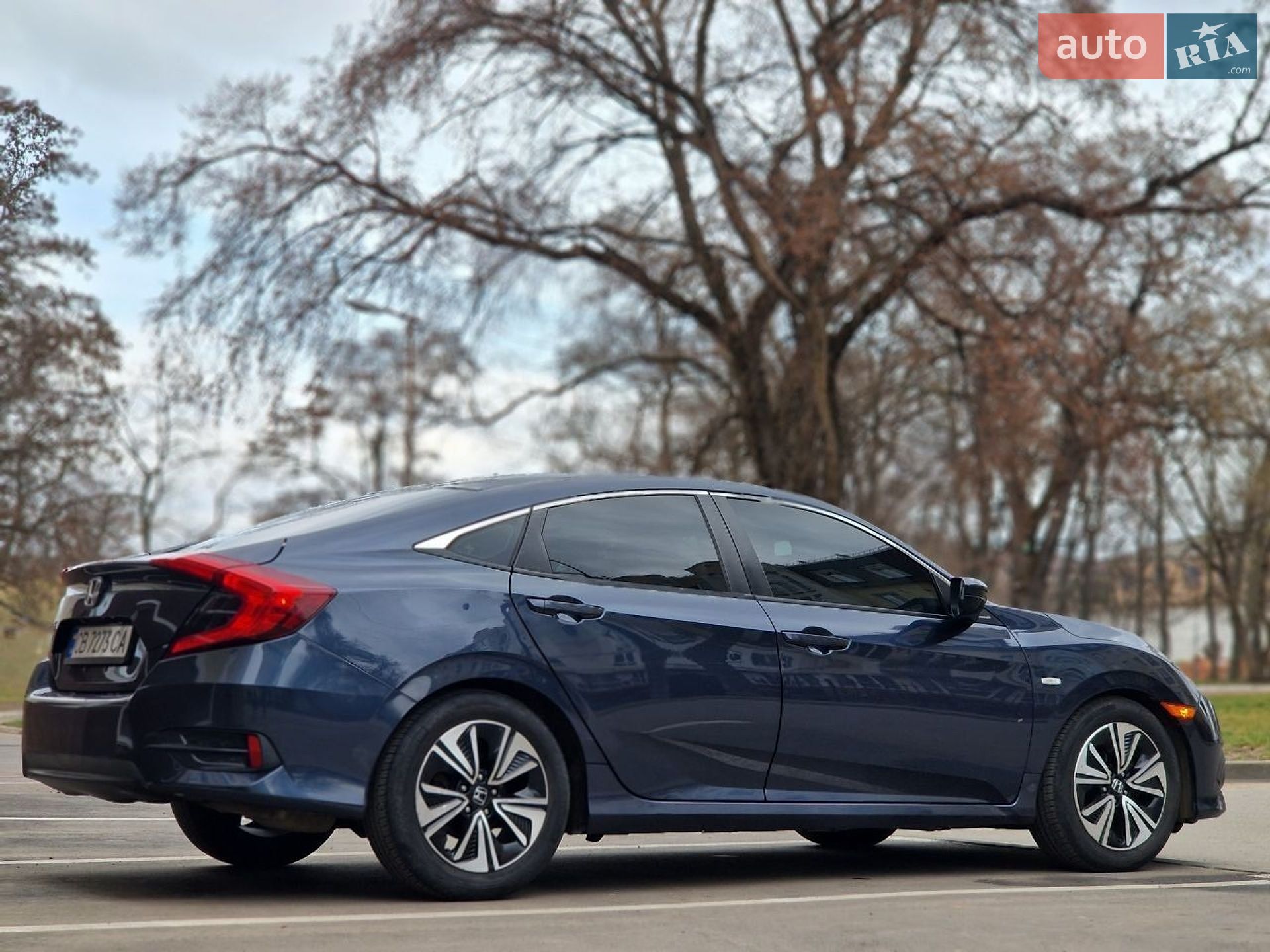 Honda Civic 2017 VIN 19XFC2F5XHE229739 фото оголошення 12 з 16