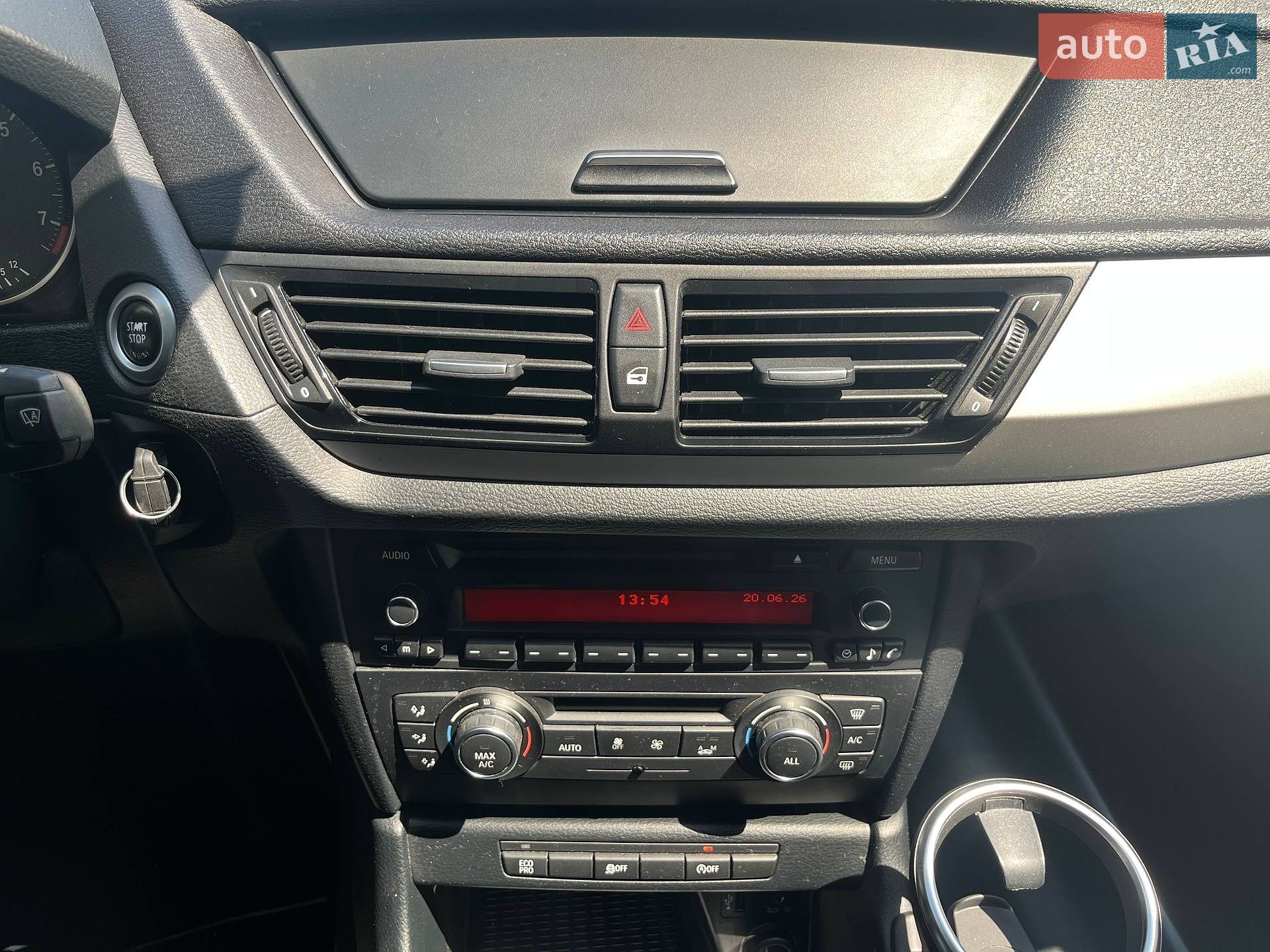 BMW X1 2014 VIN WBAVM1C57FVW58740 фото оголошення 15 з 24