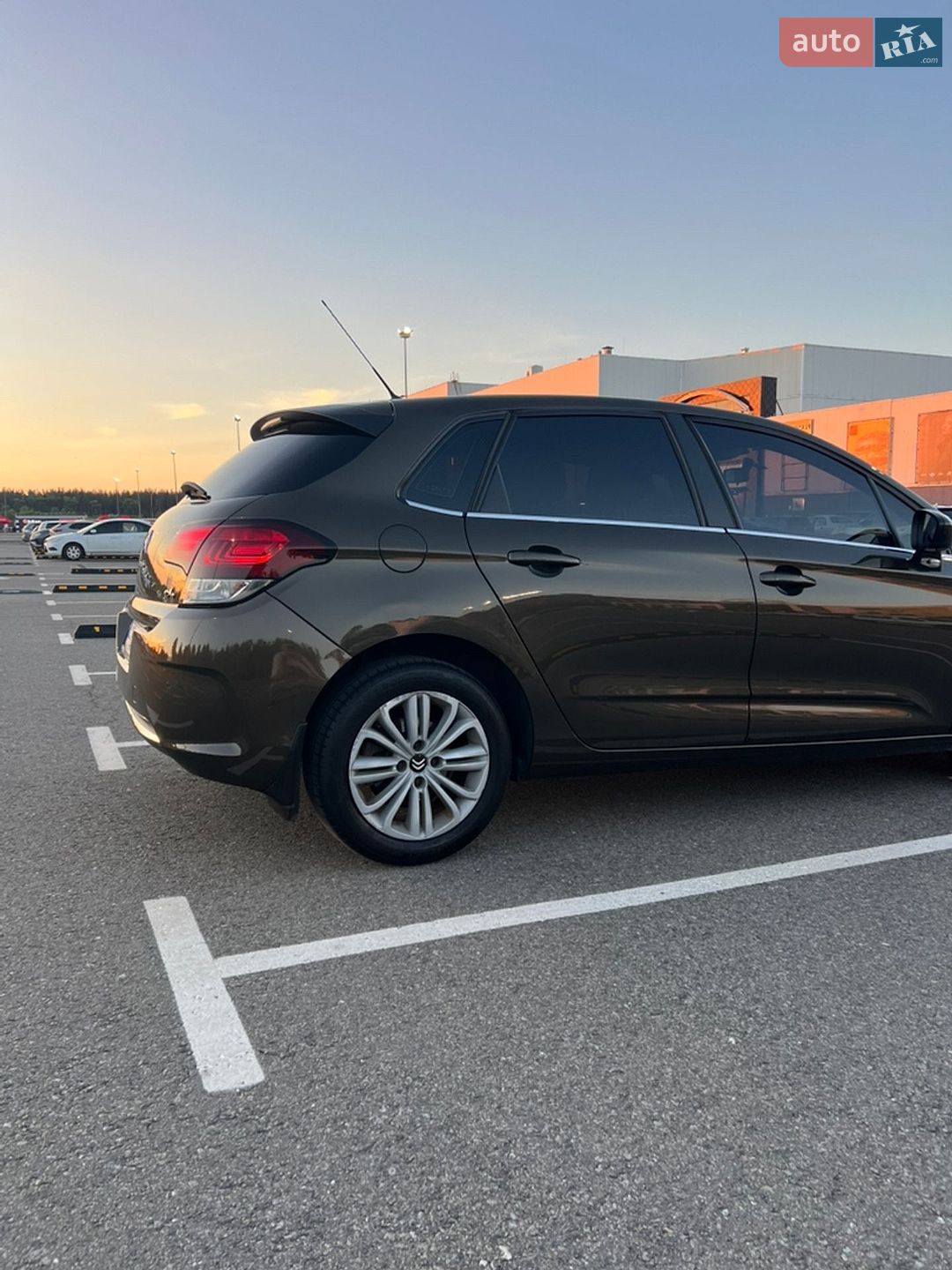 Citroen C4 2015 VIN VF7NC9HD8FY522634 фото оголошення 5 з 42