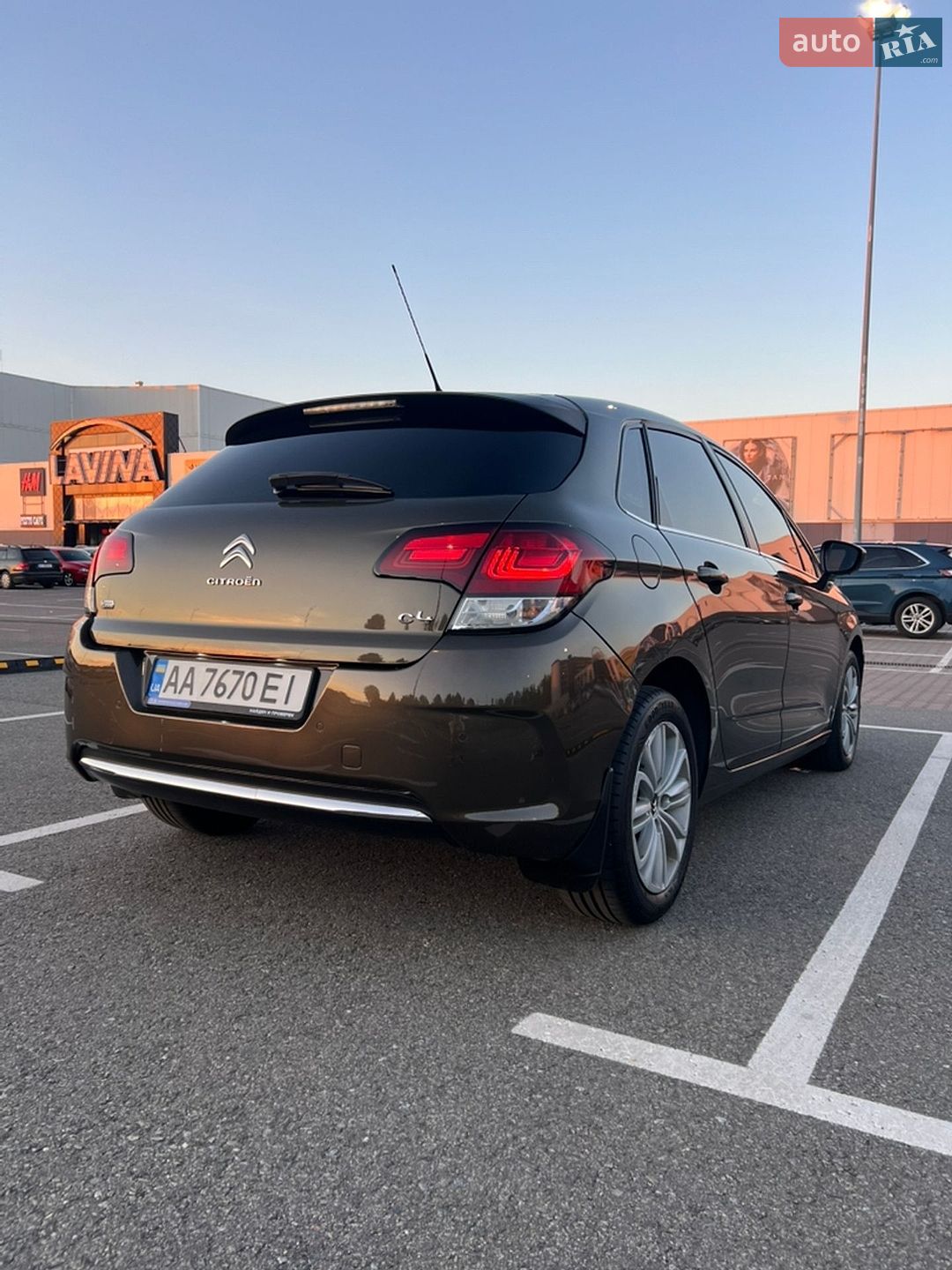 Citroen C4 2015 VIN VF7NC9HD8FY522634 фото оголошення 11 з 42