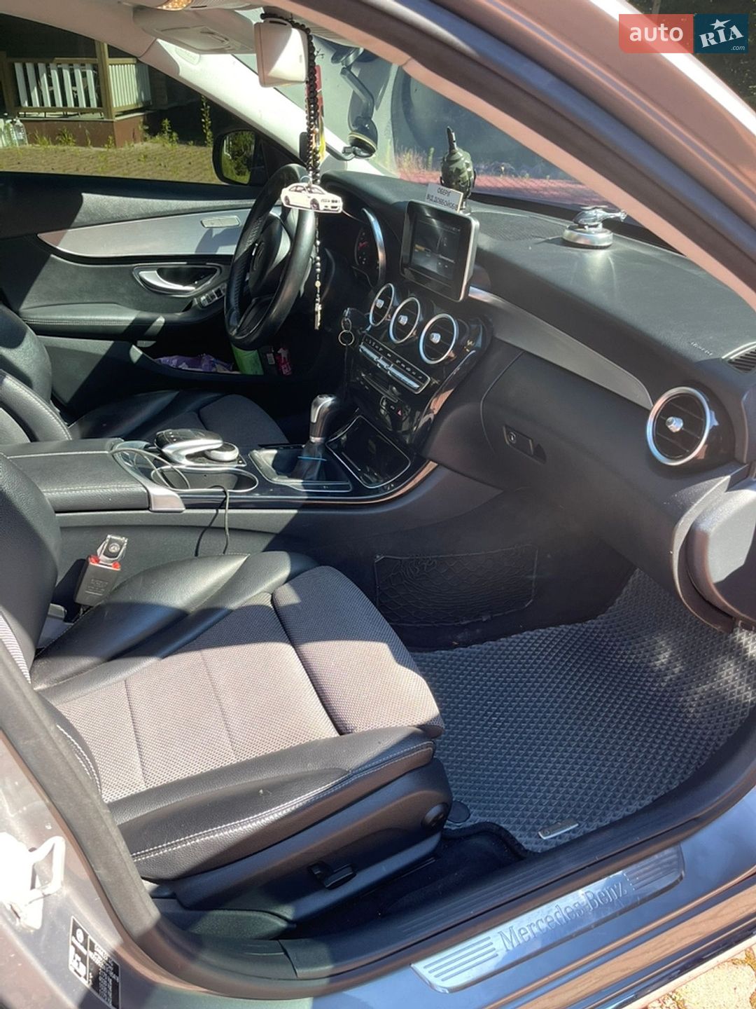 Mercedes-Benz C-Class 2015 VIN WDD2052041F185418 фото оголошення 14 з 31