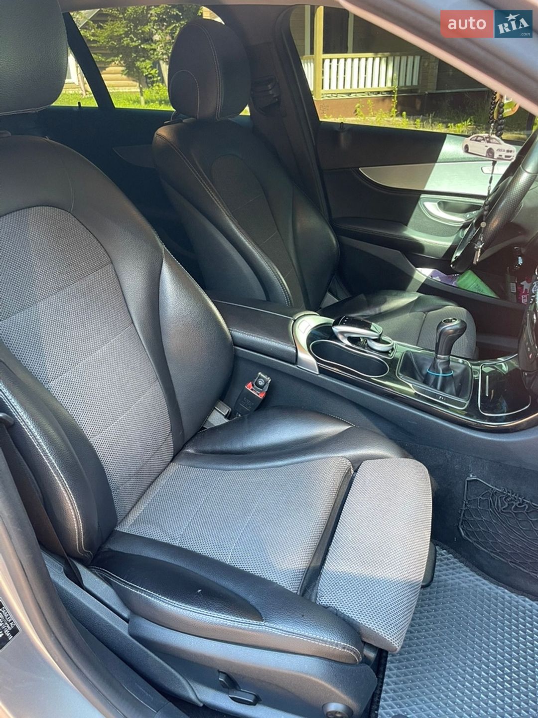 Mercedes-Benz C-Class 2015 VIN WDD2052041F185418 фото оголошення 27 з 31