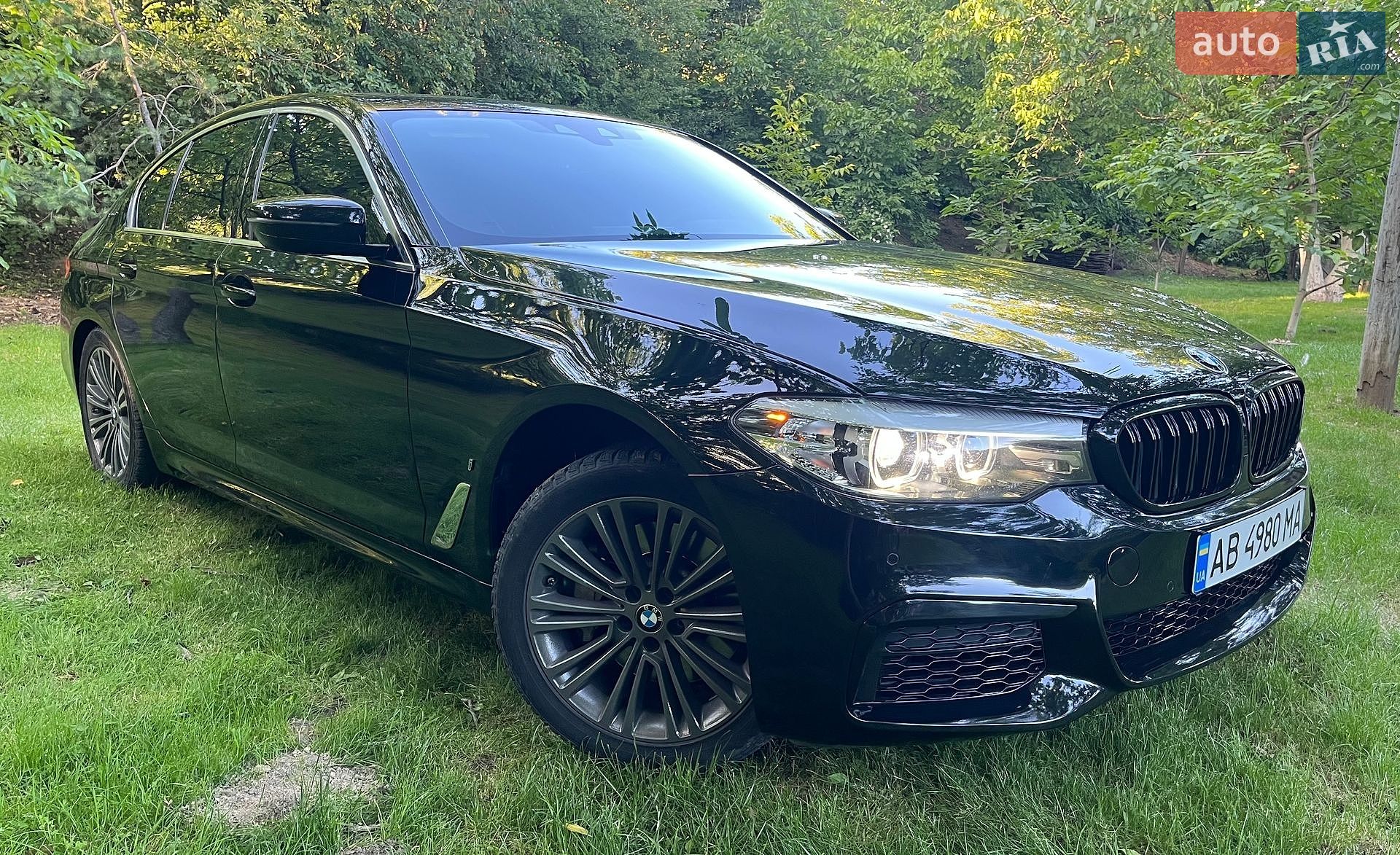 BMW 5 Series 2018 VIN WBAJA9C55KB253588 фото оголошення 5 з 42