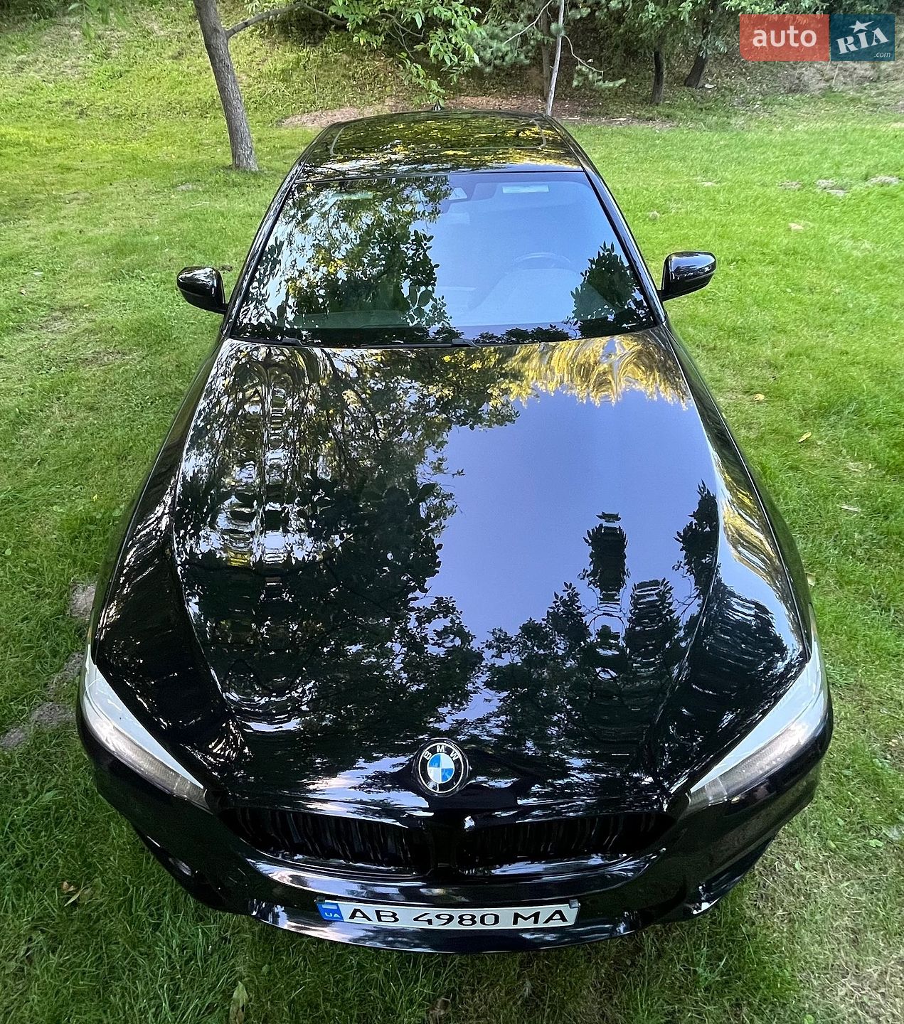 BMW 5 Series 2018 VIN WBAJA9C55KB253588 фото оголошення 8 з 42