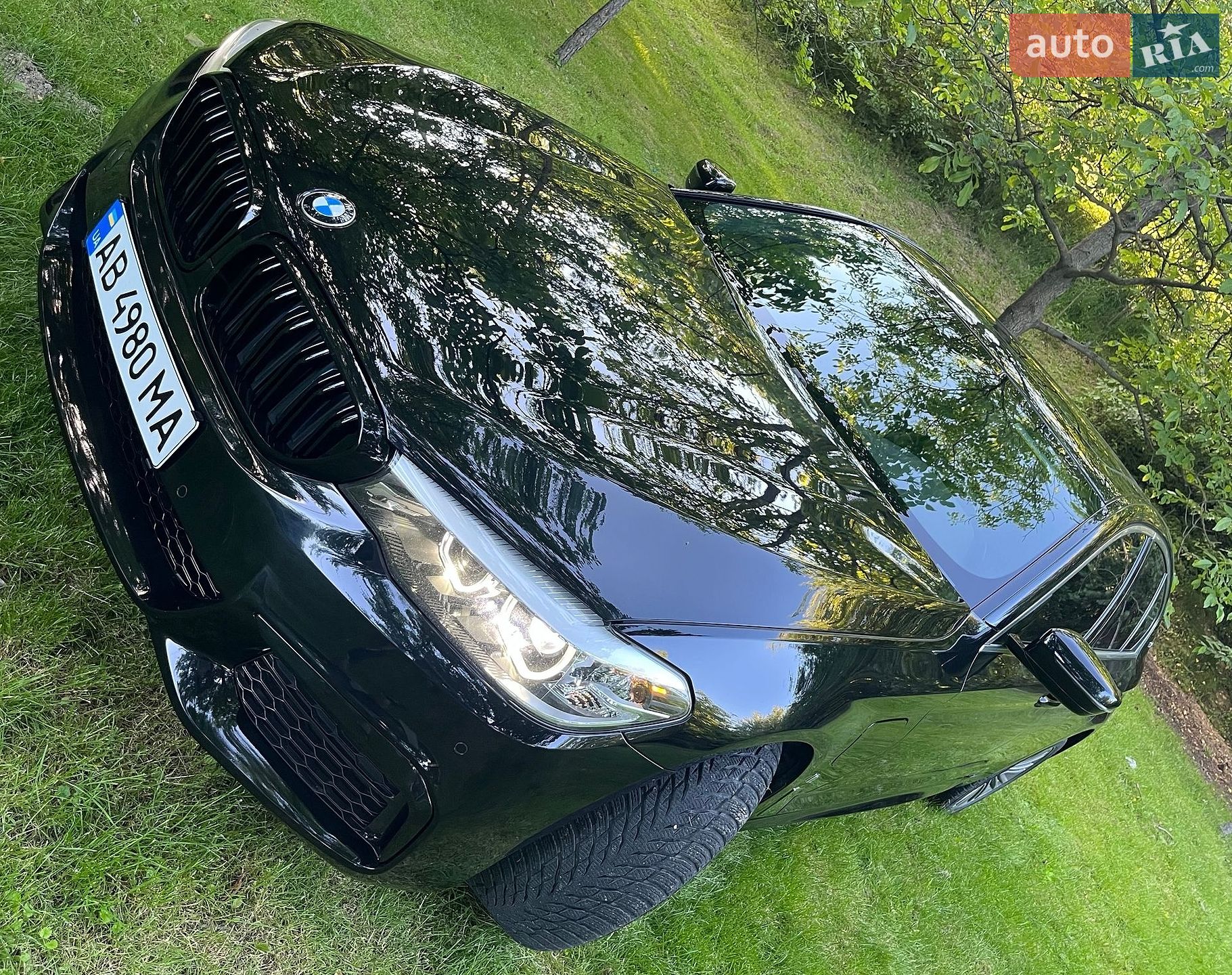 BMW 5 Series 2018 VIN WBAJA9C55KB253588 фото оголошення 9 з 42