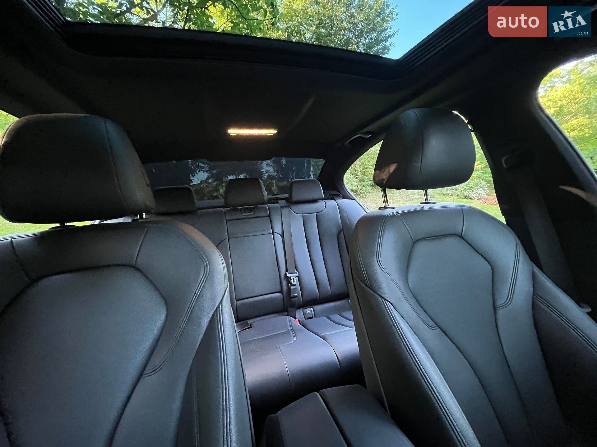 BMW 5 Series 2018 VIN WBAJA9C55KB253588 фото оголошення 22 з 42