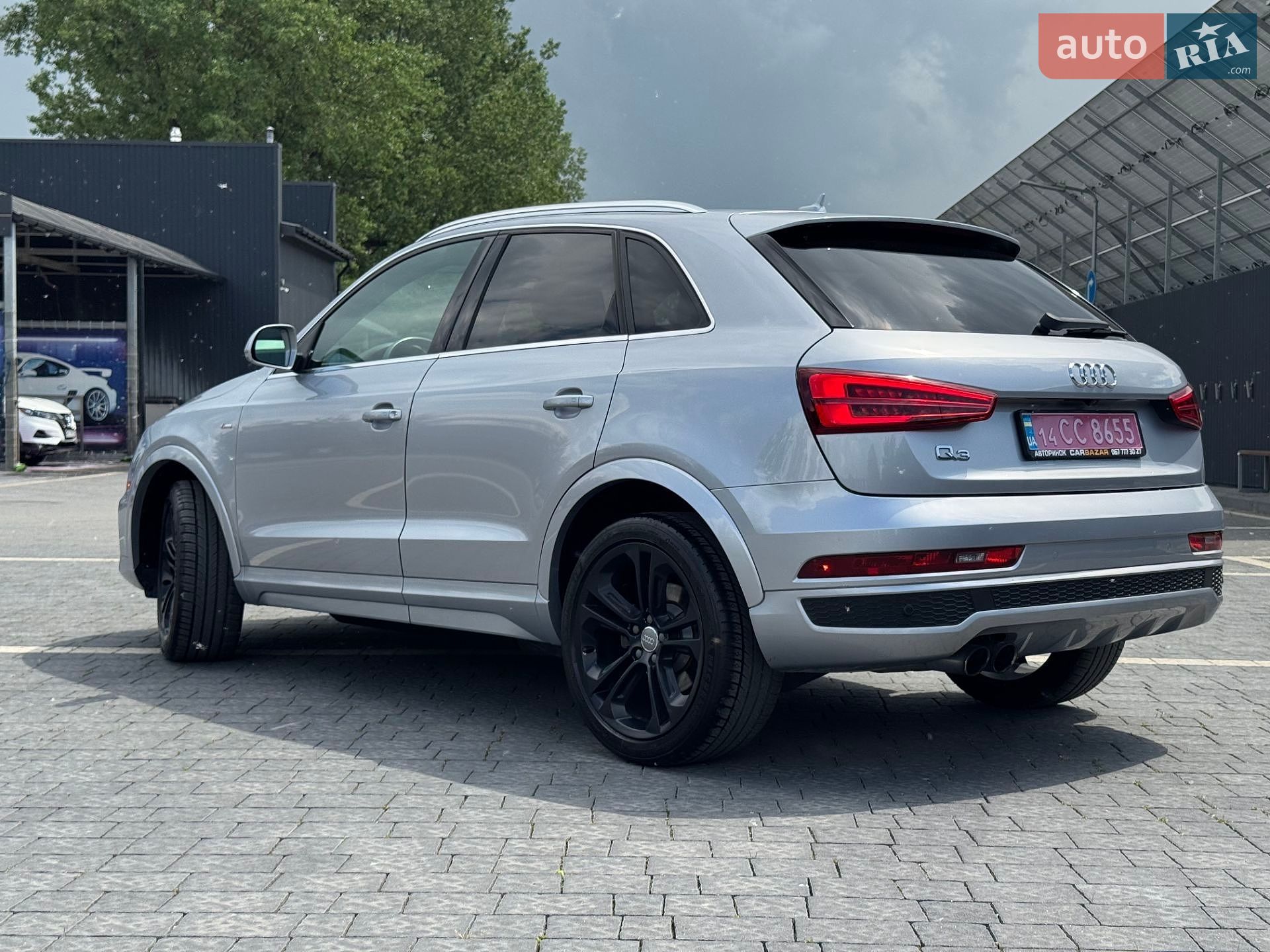 Audi Q3 2018 VIN WA1HCCFS8JR026552 фото оголошення 9 з 31