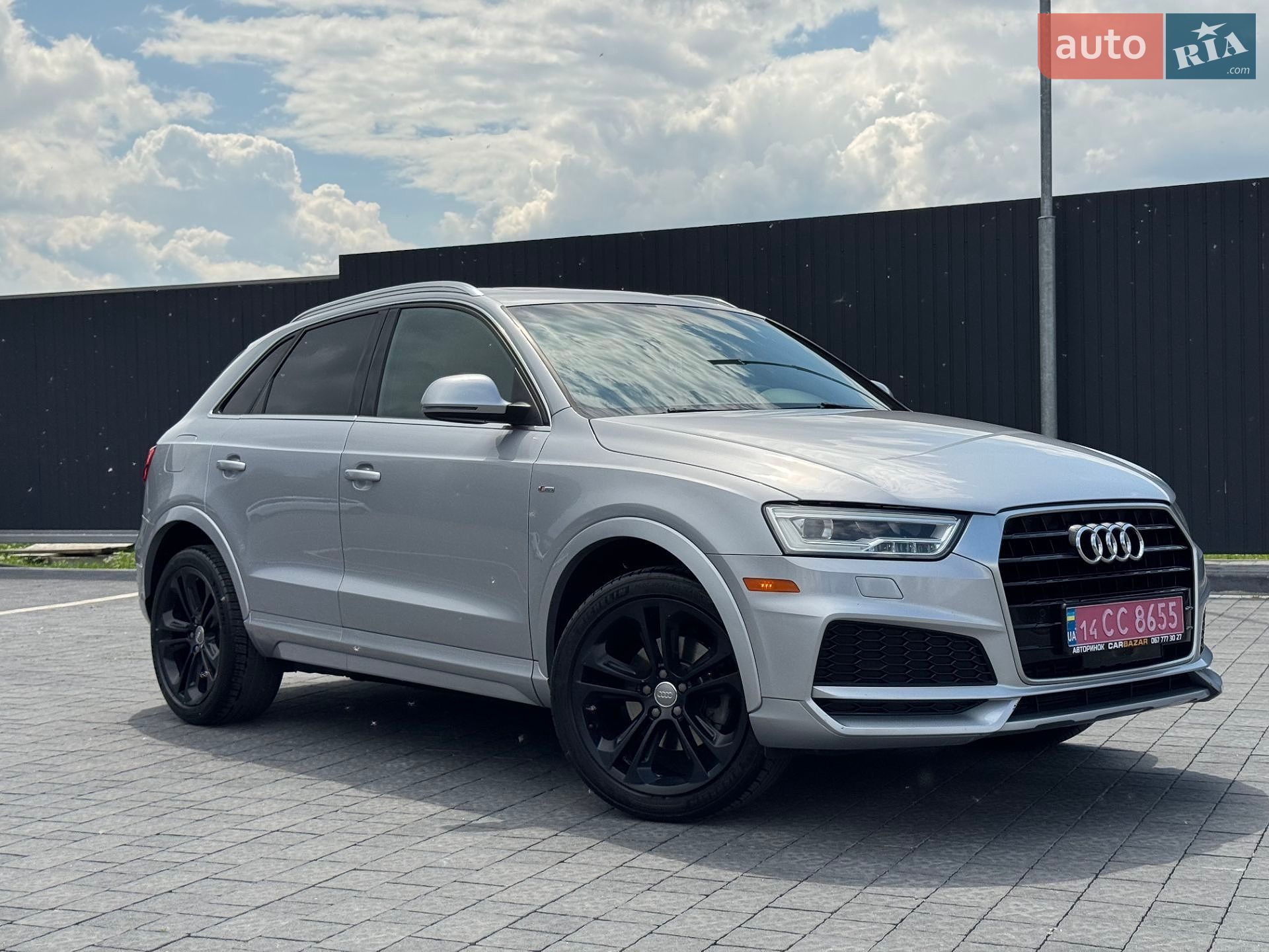 Audi Q3 2018 VIN WA1HCCFS8JR026552 фото оголошення 5 з 31