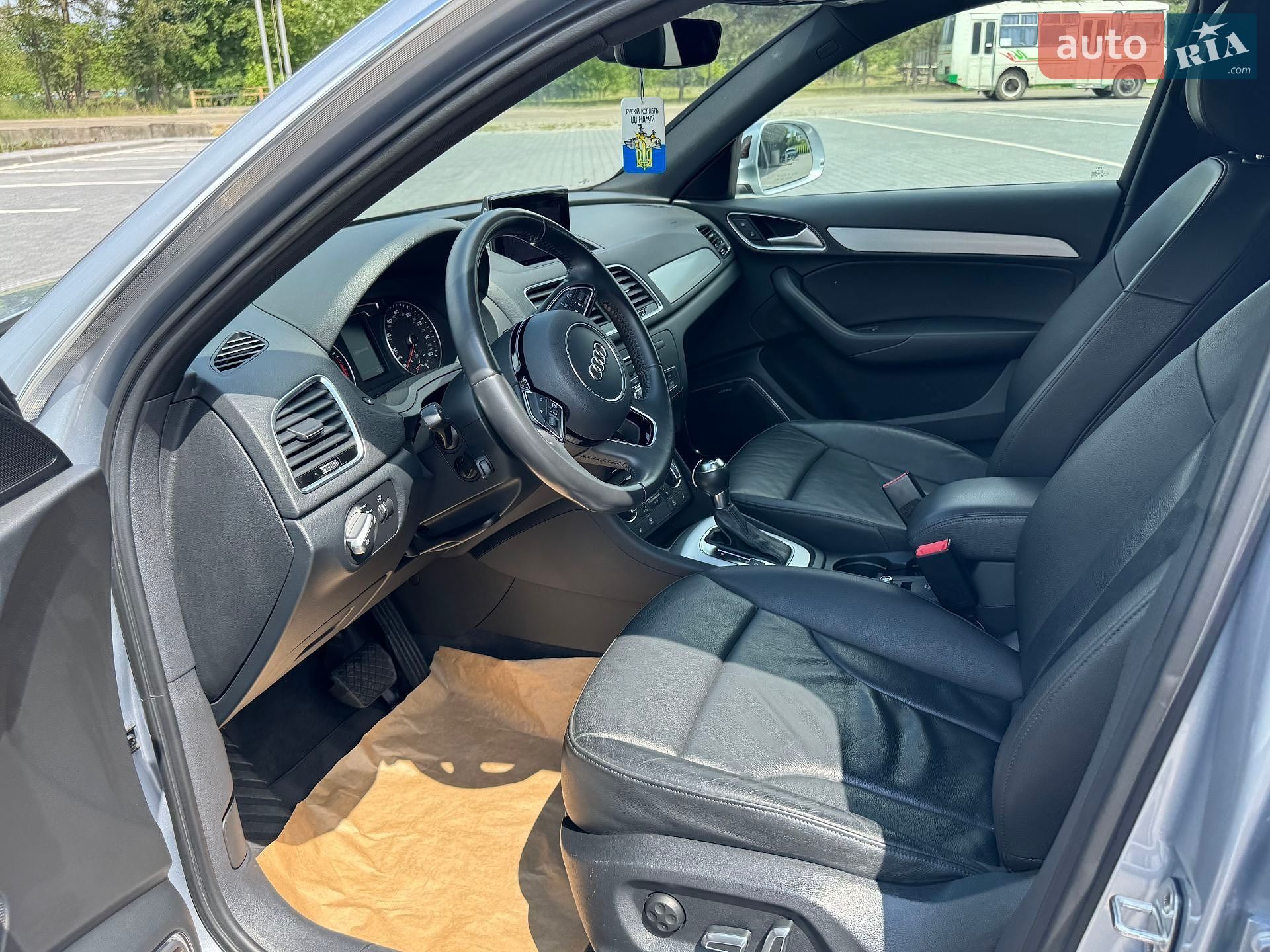 Audi Q3 2018 VIN WA1HCCFS8JR026552 фото оголошення 21 з 31