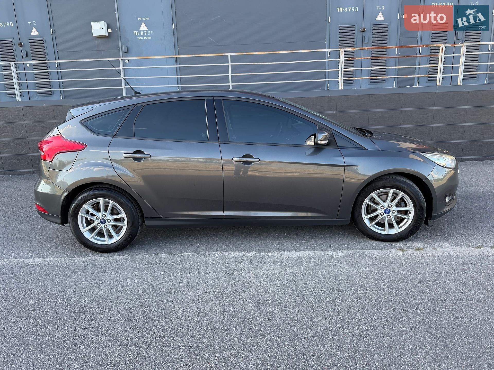 Ford Focus 2016 VIN WF05XXGCC5GA23090 фото оголошення 7 з 35