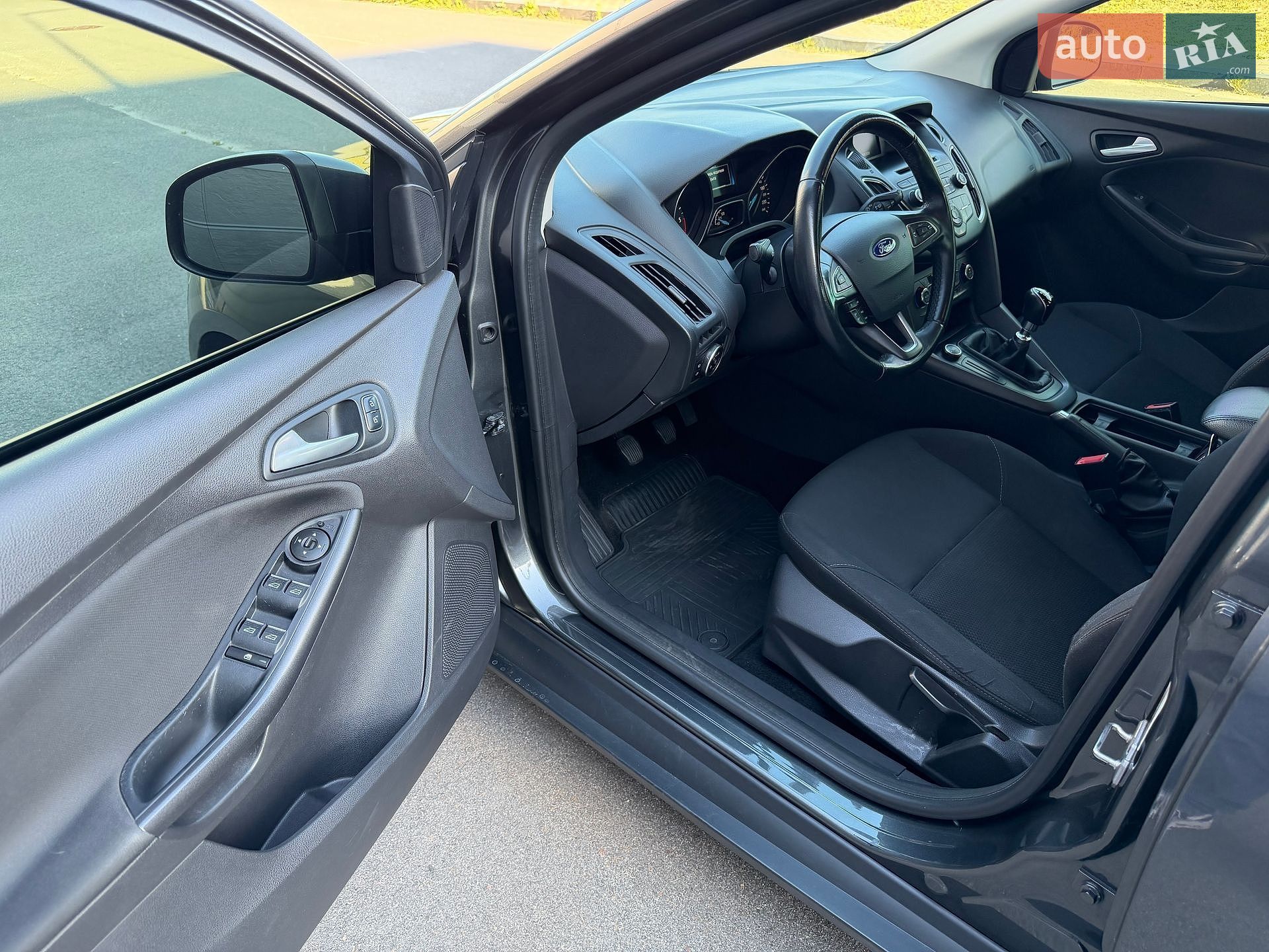 Ford Focus 2016 VIN WF05XXGCC5GA23090 фото оголошення 25 з 35