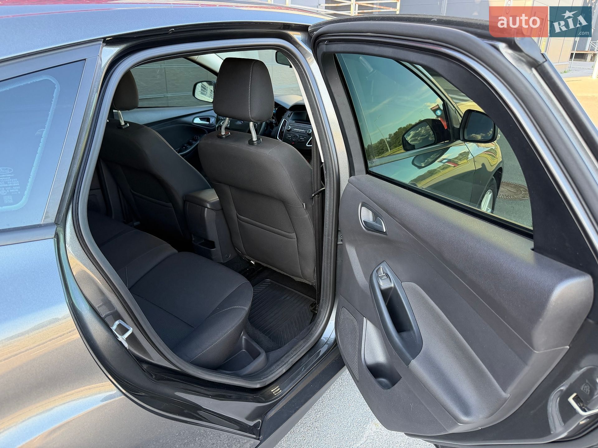 Ford Focus 2016 VIN WF05XXGCC5GA23090 фото оголошення 31 з 35
