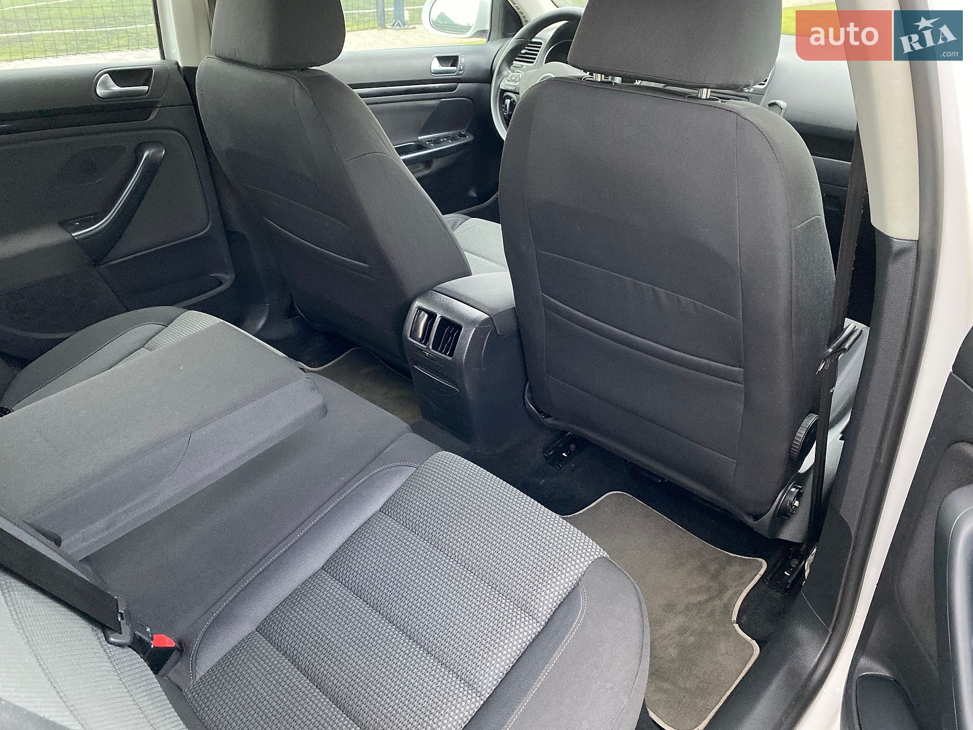 Volkswagen Golf 2011 VIN WVWZZZ1KZCM651500 фото оголошення 13 з 25