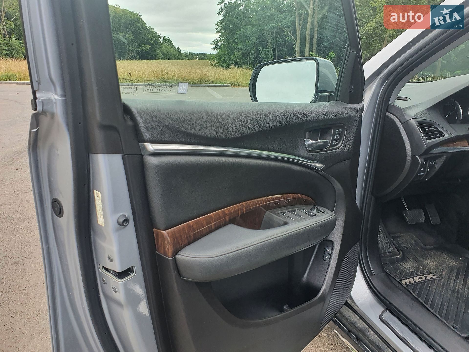 Acura MDX 2017 VIN 5J8YD4H57HL008204 фото оголошення 14 з 21