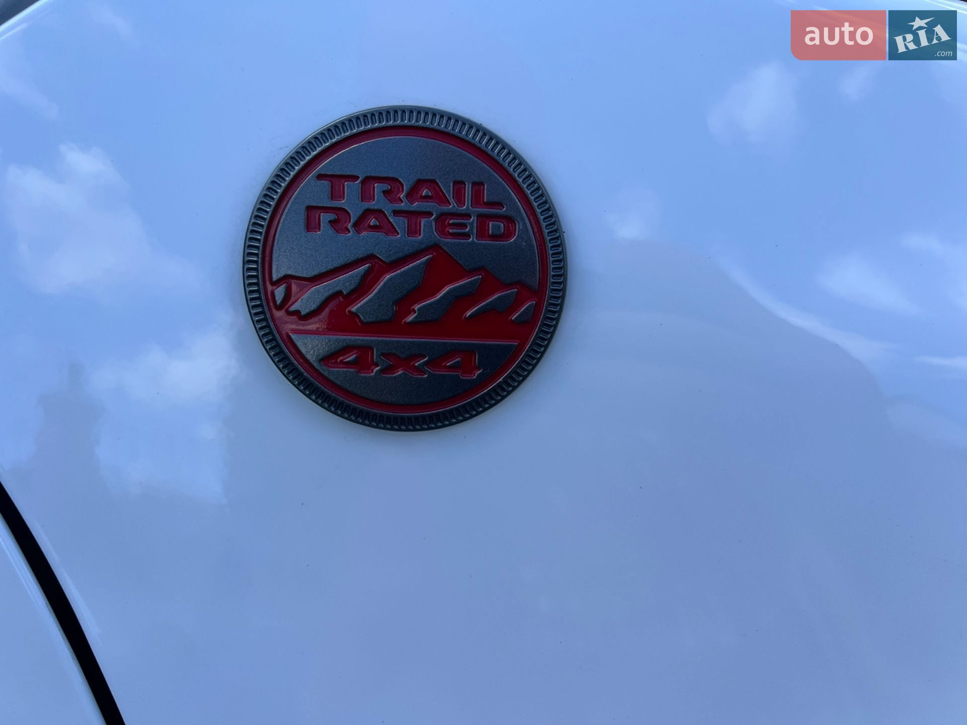 Jeep Cherokee 2020 VIN 1C4PJMBX4MD138927 фото оголошення 10 з 25