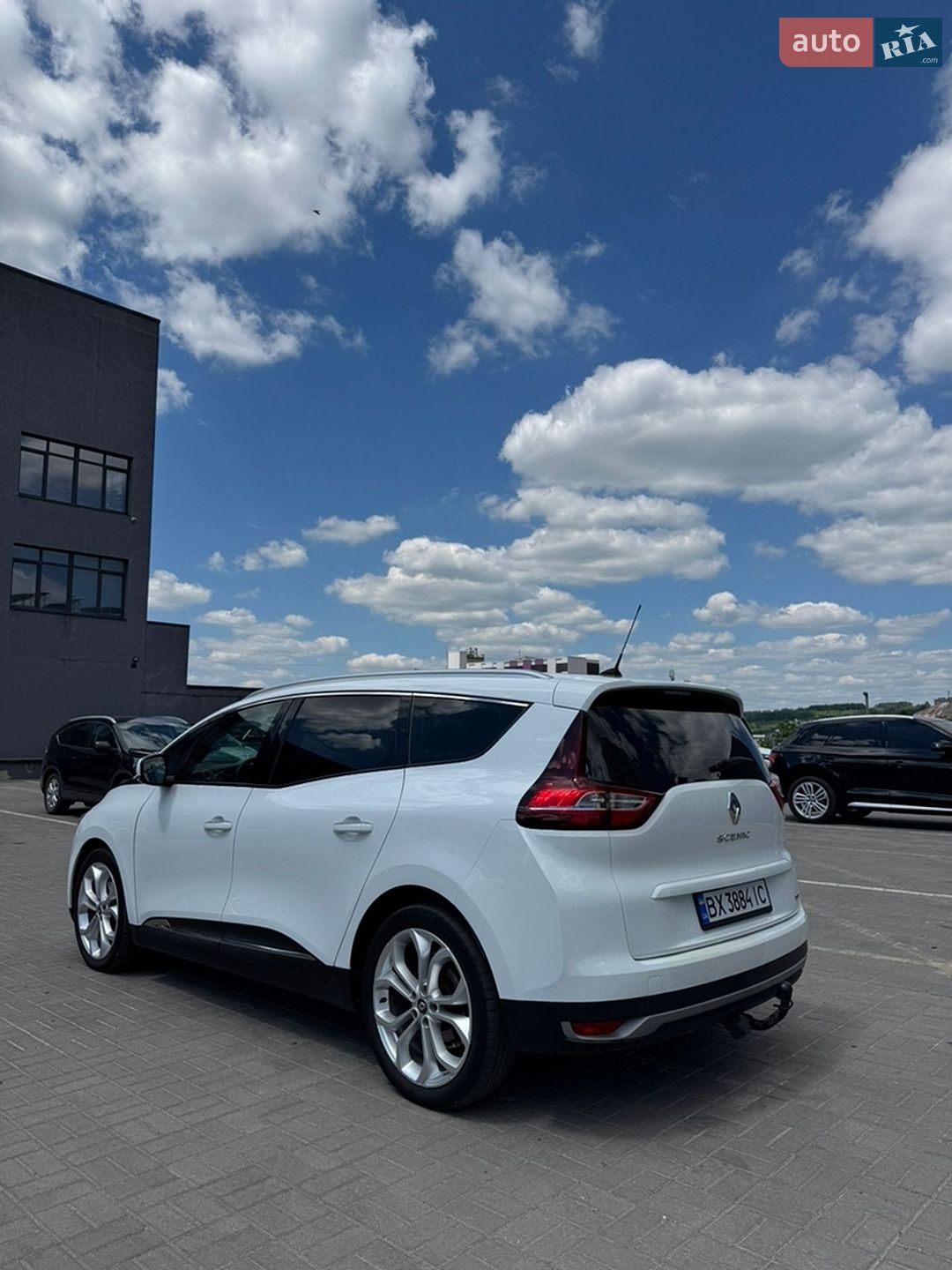Renault Grand Scenic 2017 VIN VF1RFA00158589918 фото оголошення 7 з 10