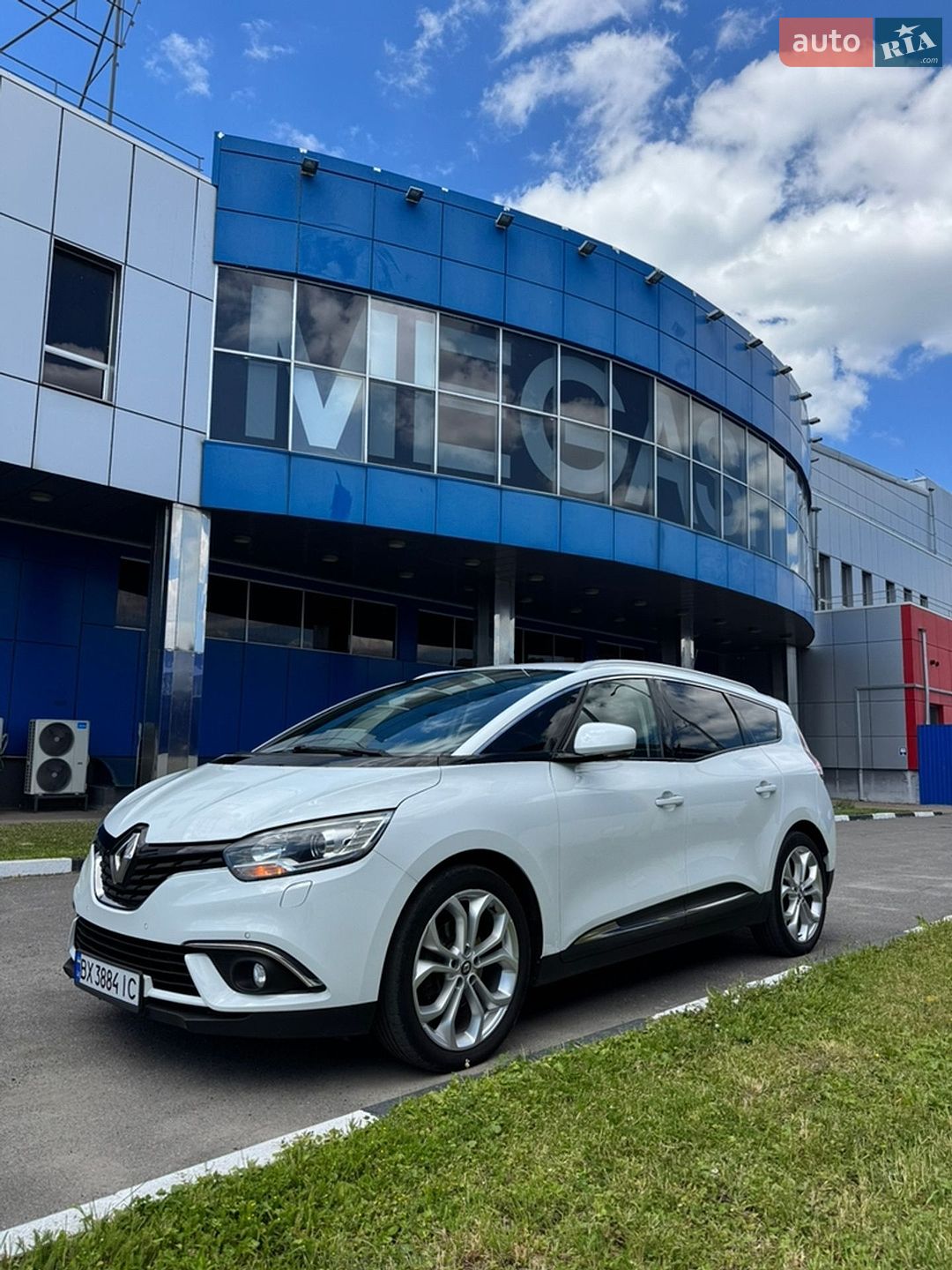 Renault Grand Scenic 2017 VIN VF1RFA00158589918 фото оголошення 6 з 10