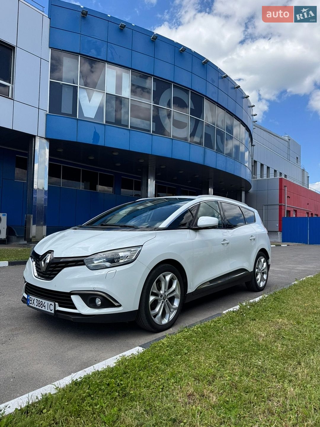 Renault Grand Scenic 2017 VIN VF1RFA00158589918 фото оголошення 5 з 10