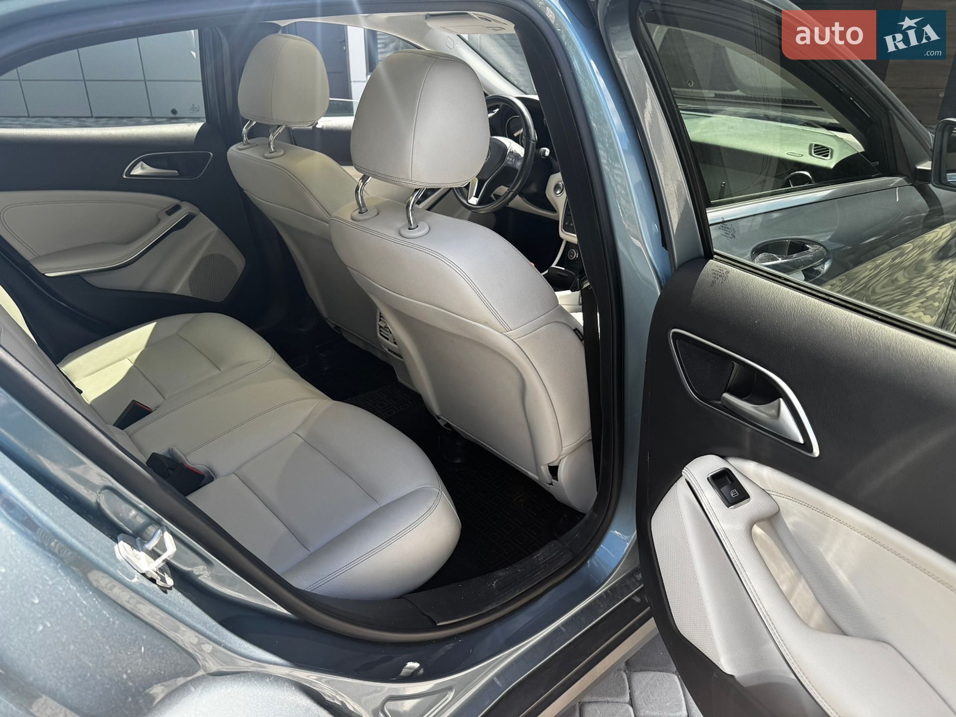 Mercedes-Benz GLA-Class 2015 VIN WDCTG4GB5FJ169046 фото оголошення 10 з 20