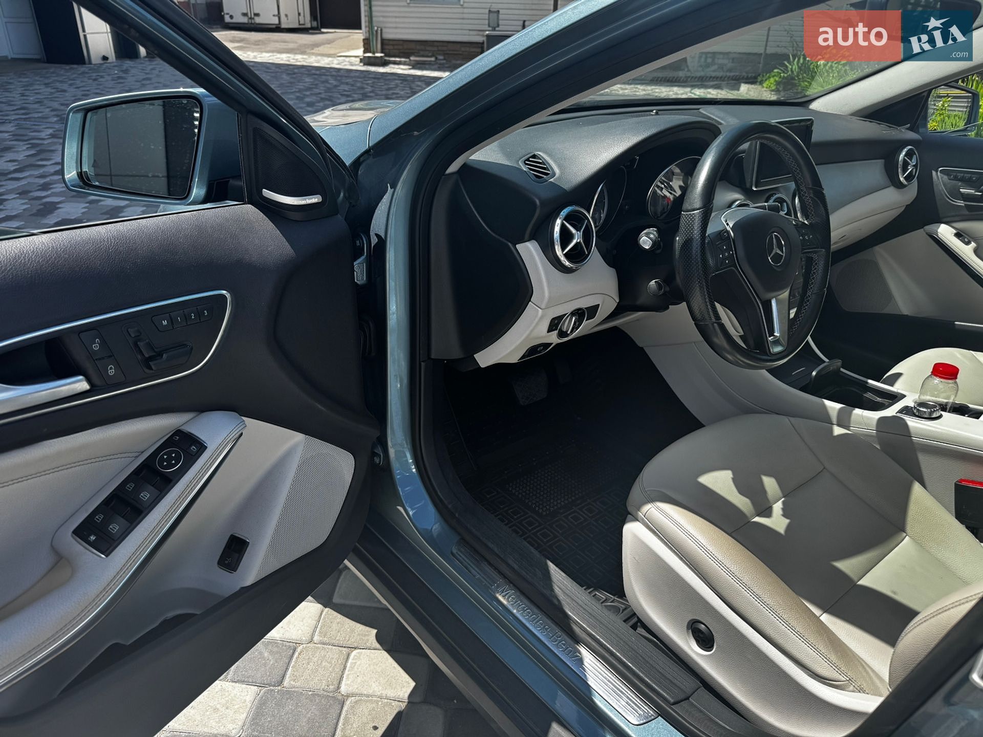 Mercedes-Benz GLA-Class 2015 VIN WDCTG4GB5FJ169046 фото оголошення 14 з 20