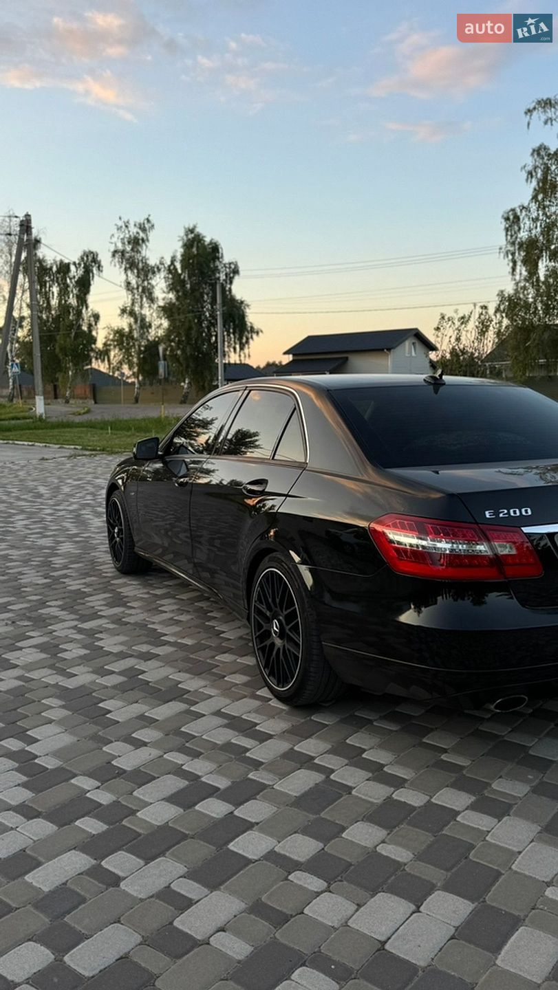Mercedes-Benz E-Class 2011 VIN WDD2120481A422724 фото оголошення 4 з 27