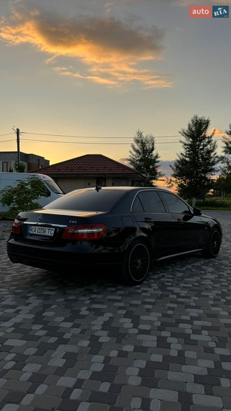 Mercedes-Benz E-Class 2011 VIN WDD2120481A422724 фото оголошення 8 з 27