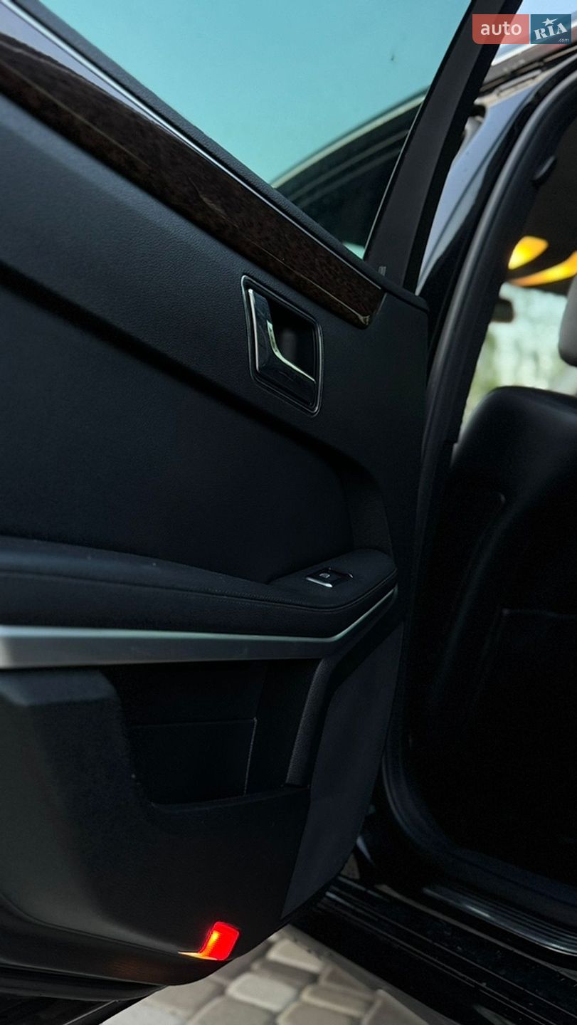 Mercedes-Benz E-Class 2011 VIN WDD2120481A422724 фото оголошення 20 з 27