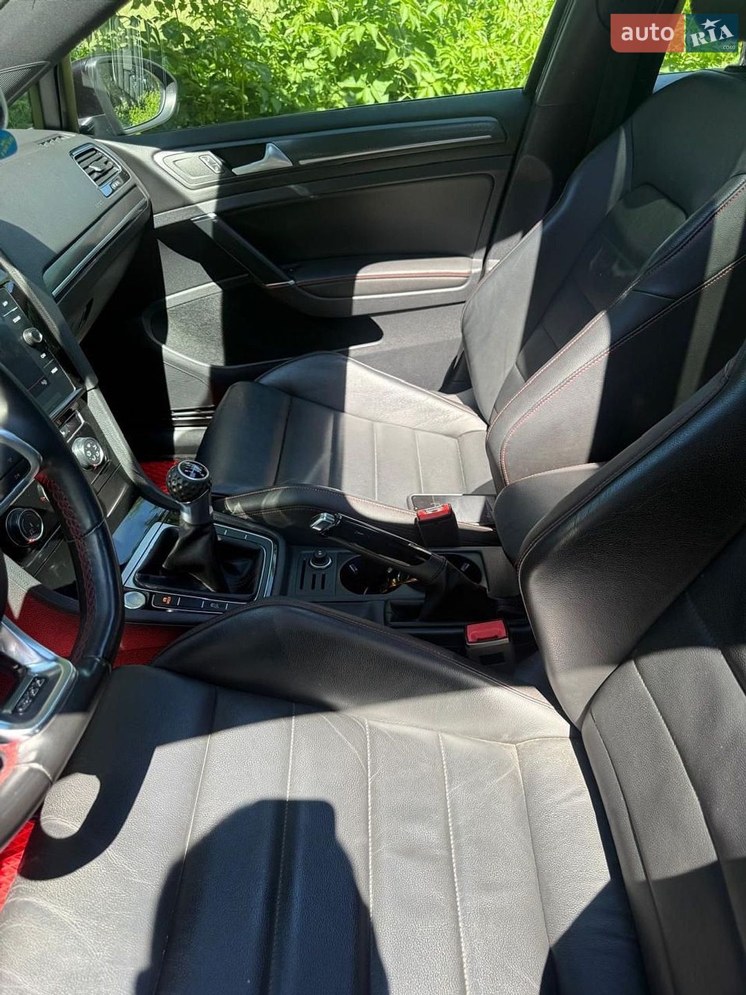 Volkswagen Golf GTI 2019 VIN 3VW5T7AU5LM001750 фото оголошення 38 з 44