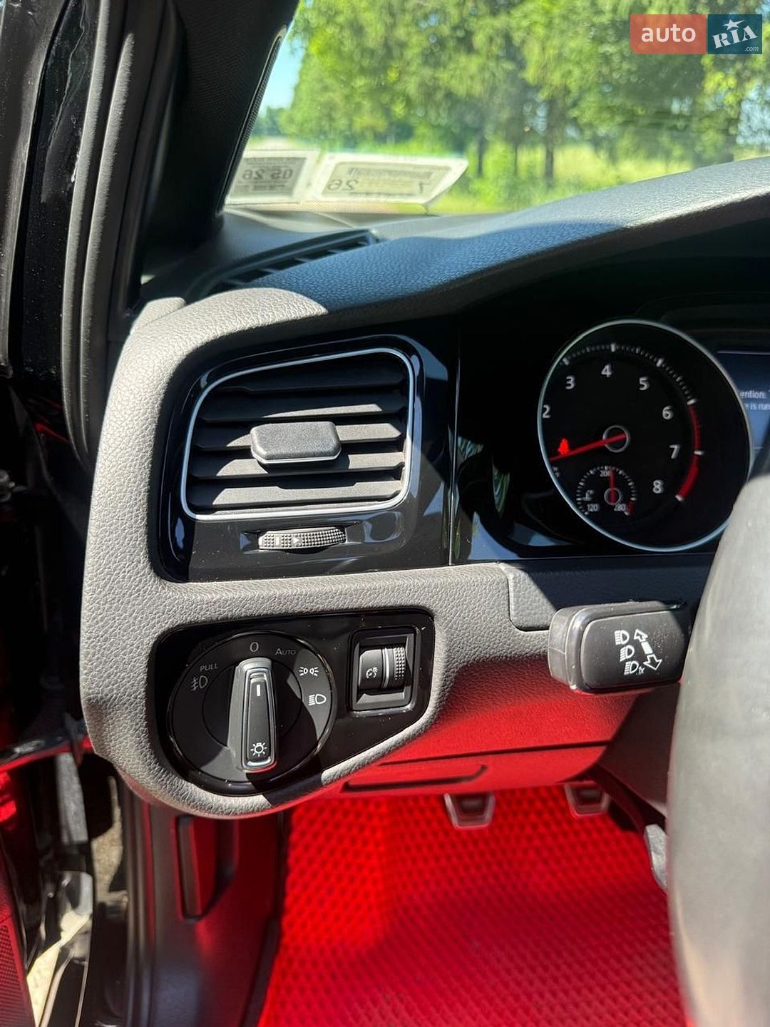 Volkswagen Golf GTI 2019 VIN 3VW5T7AU5LM001750 фото оголошення 32 з 44