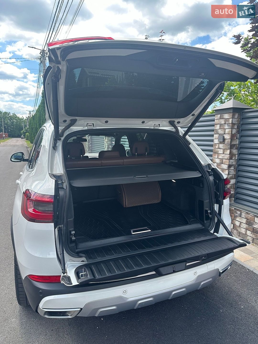 BMW X5 2019 VIN WBACV61070LJ83389 фото оголошення 6 з 11