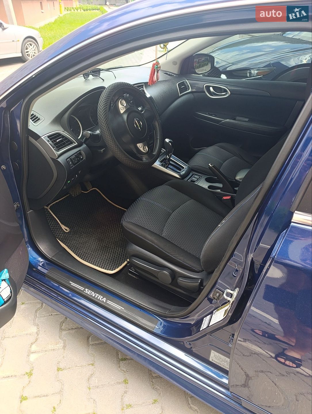 Nissan Sentra 2016 VIN 3N1AB7AP8GY219584 фото оголошення 5 з 8