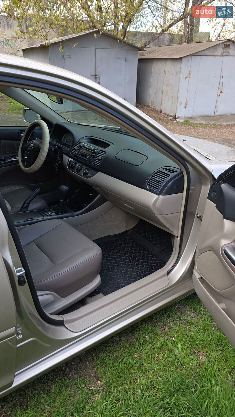 Toyota Camry 2003 VIN 4T1BE32K23U688683 фото оголошення 7 з 11