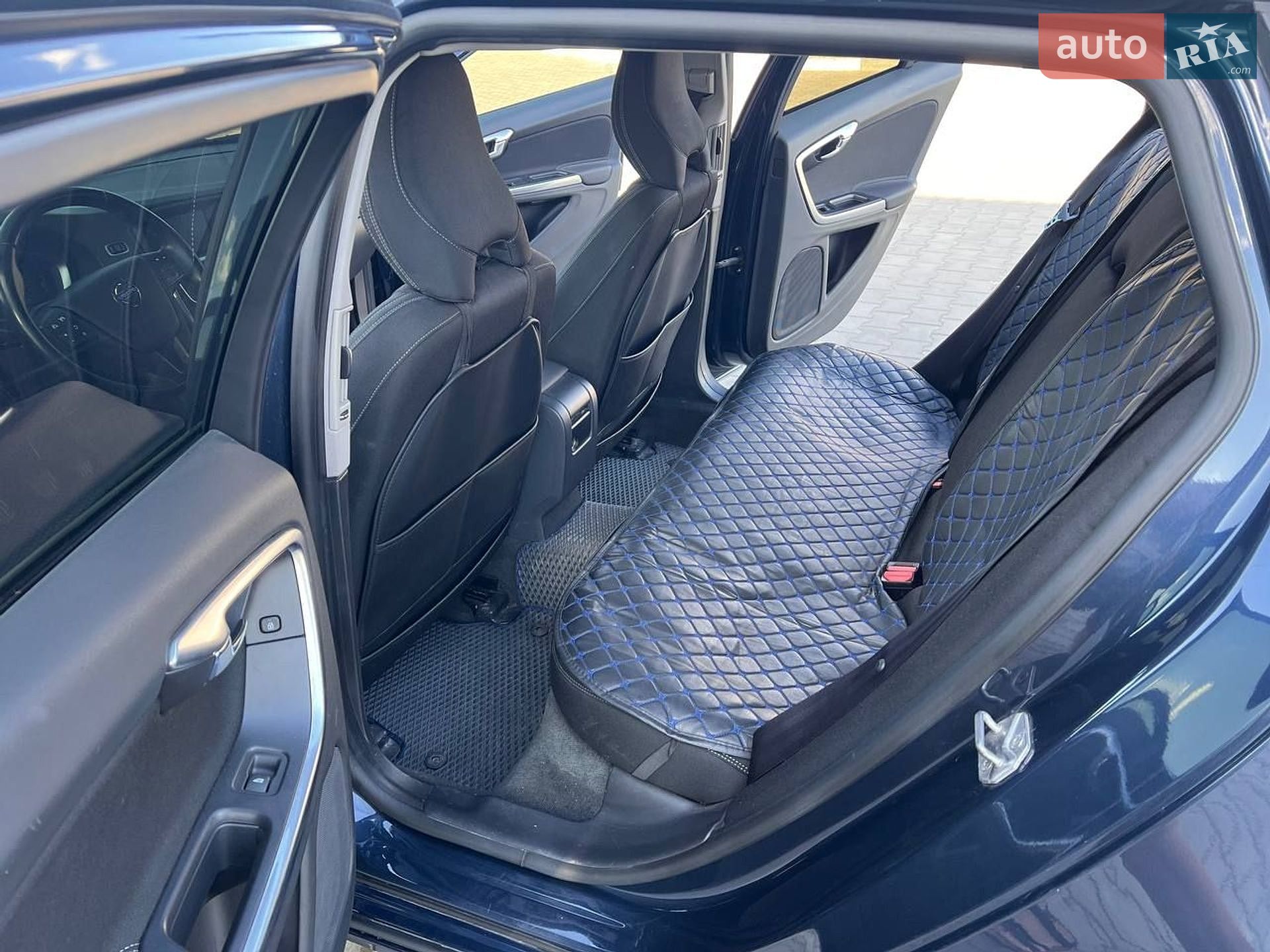 Volvo V60 2014 VIN YV1FW8481F1217659 фото оголошення 8 з 12