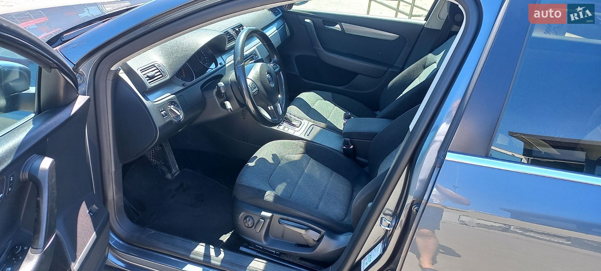 Volkswagen Passat 2013 VIN WVWZZZ3CZEE002098 фото оголошення 9 з 28