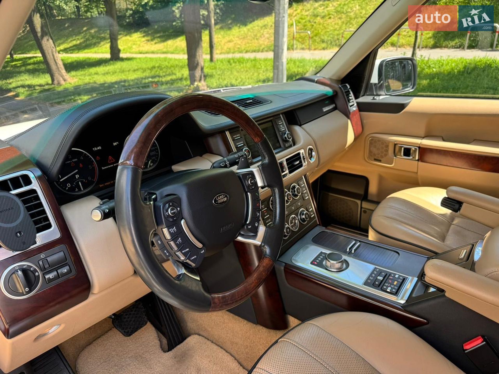 Land Rover Range Rover 2012 VIN SALLMAMH4CA381924 фото оголошення 5 з 19