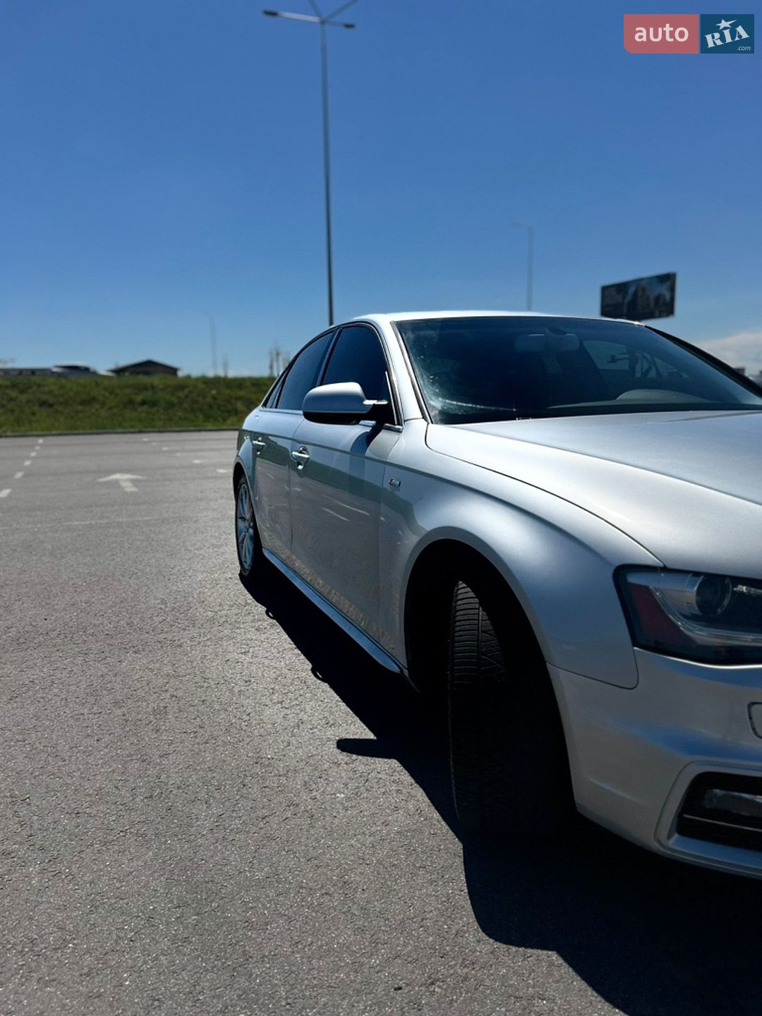 Audi A4 2013 VIN WAUFFAFL7EN024903 фото оголошення 6 з 27