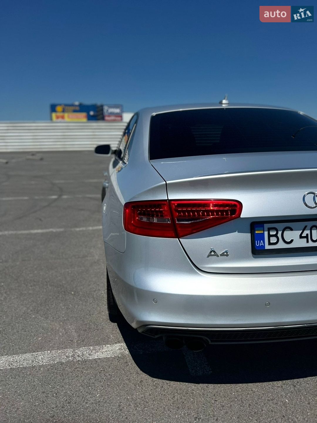 Audi A4 2013 VIN WAUFFAFL7EN024903 фото оголошення 12 з 27