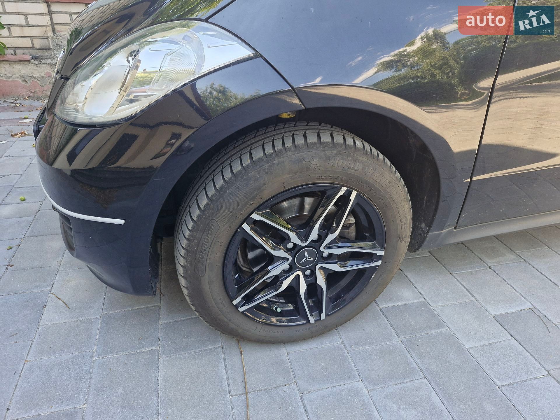 Mercedes-Benz A-Class 2011 VIN WDD1690322J956805 фото оголошення 7 з 29