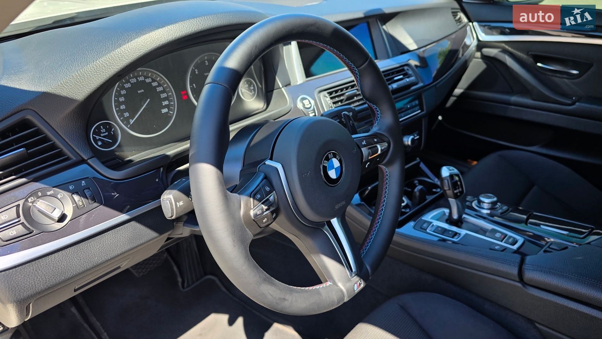 BMW 5 Series 2012 VIN WBAMX11050DU52047 фото оголошення 11 з 23